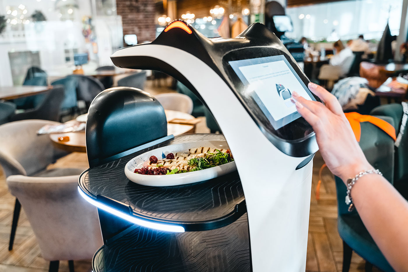 Tendências Tecnológicas para Restaurantes em 2025: Um Olhar para o Futuro